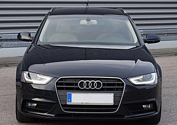 Audi A4 cena 41900 przebieg: 253000, rok produkcji 2012 z Oborniki małe 781